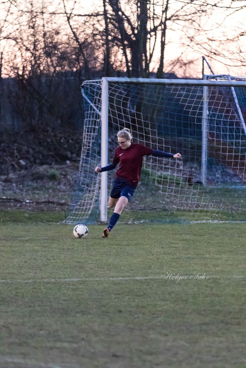 Bild 98 - wBJ Krummesser SV - Holstein Kiel : Ergebnis: 0:3